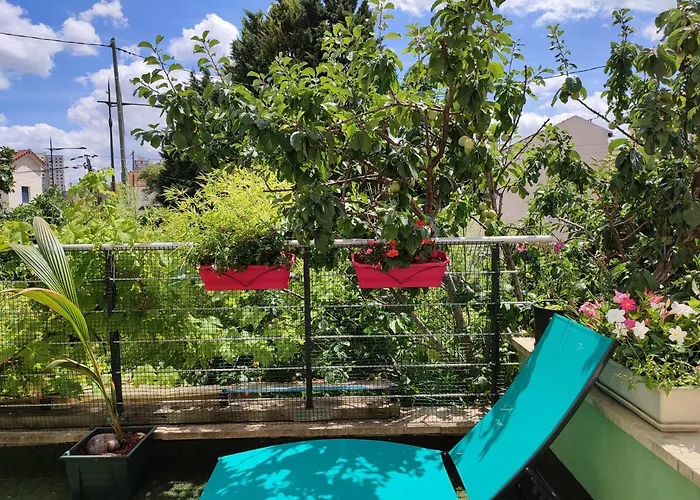 Logement Calme Et Ensoleille Dans Maison De Ville